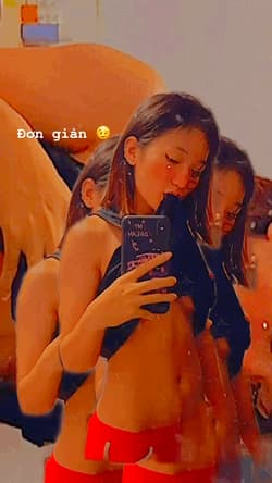 Asian Vietnamese Selfie - Su Su'