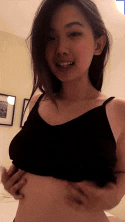 Sexy asian babe show tits'